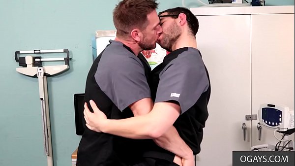 Hans Berlin and Angel Ventura are having some g...