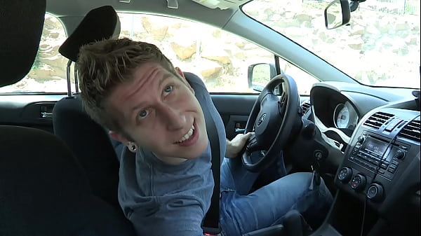 Jessie Andrews Thinks That Love Hurts