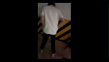 駐車場で見知らぬベトナム人女性とセックスをした。