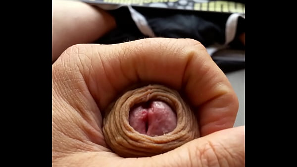 Aussie Outdoor Wank - Part 1