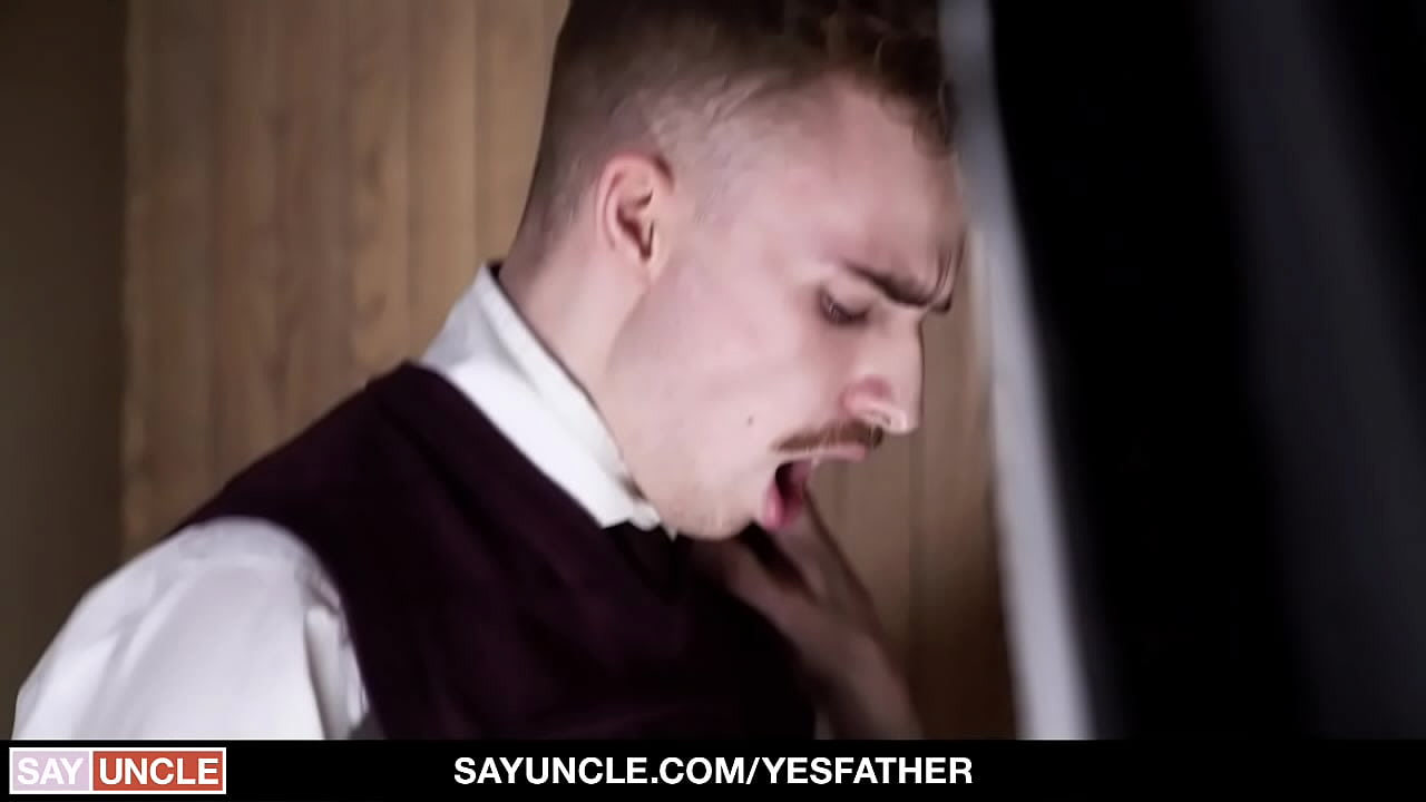 El obispo Dale Kuda da su bendición al joven Ryan Jacobs
                    anal hardcore blowjob deepthroat hairy ass licking gay taboo priest doggy style big dick round ass confession chirch rimmjob facial hair 18 yrs old muchos negros