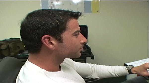 Jezebelle Bond Takes A Huge Cock In Her Hot Pussy