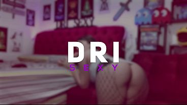 Joi - Nymph guiding her masturbation with a 22cm dildo in her pussy | Dri Sexy