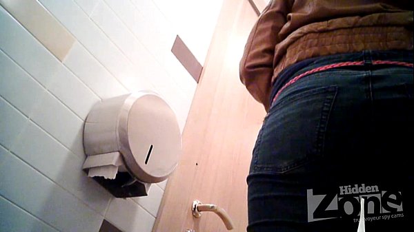 Download Video - This girl vagina as a mare&period; Big and fleshy&period;