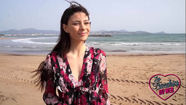 Download Video - Sasha en immersion dans un spa libertin