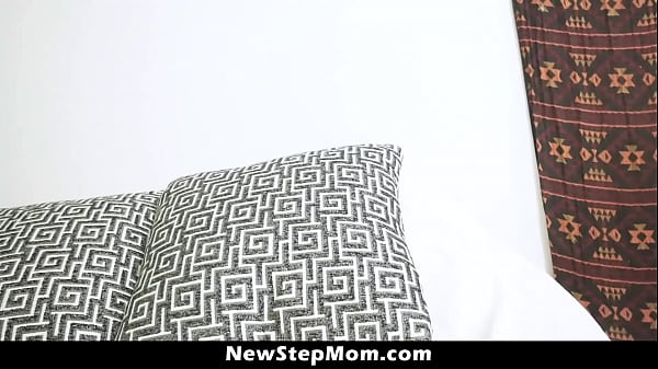 Kagney Linn Karter Caught Her Stepson Spying on Her in The Shower - Newstepmom