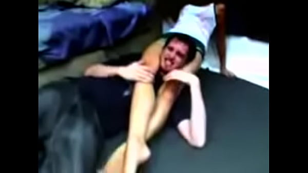 HEADSCISSOR FEMDOM