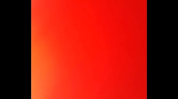 Enfoncer Kiy À L'arrière De La Tête