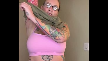 Military slut Lola Maverick makes a deal big tits flashing taboo uniform