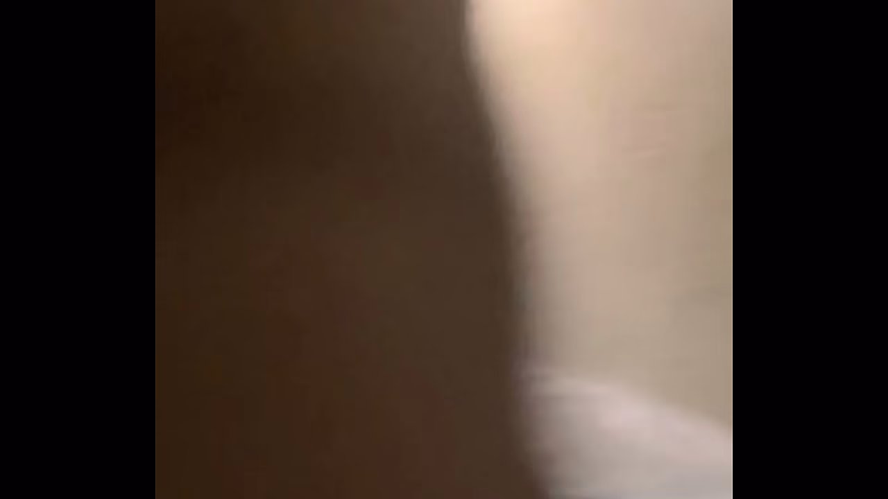 324 We'_re going through a lot of problems, friends (Vertical)