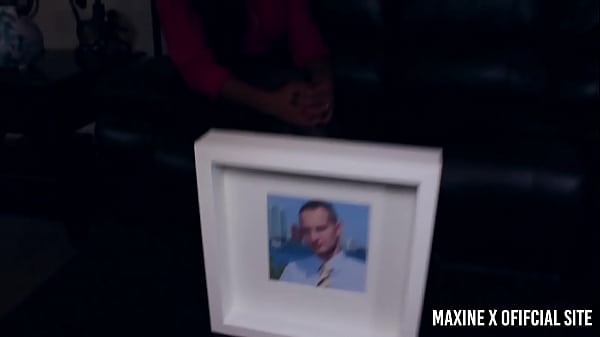 Redhead Duo Chrissy Daniels & Lily Cade Make Maxine X Cum So Hard!