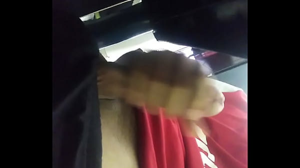 thumb hidden