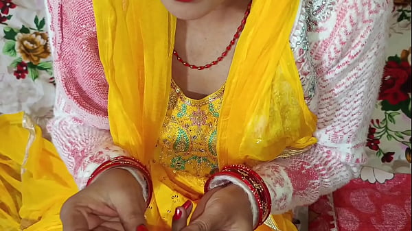 Desi indian maid wife Blowjob Hindi porn dirty talk first time sex Desi beautiful girl
