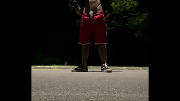 Download Video - skatista dotado andando de skate