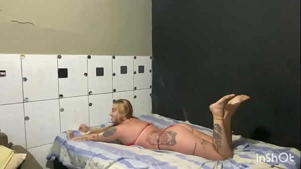 Batman Jhonny gab fucks blonde alerkina luxx dick