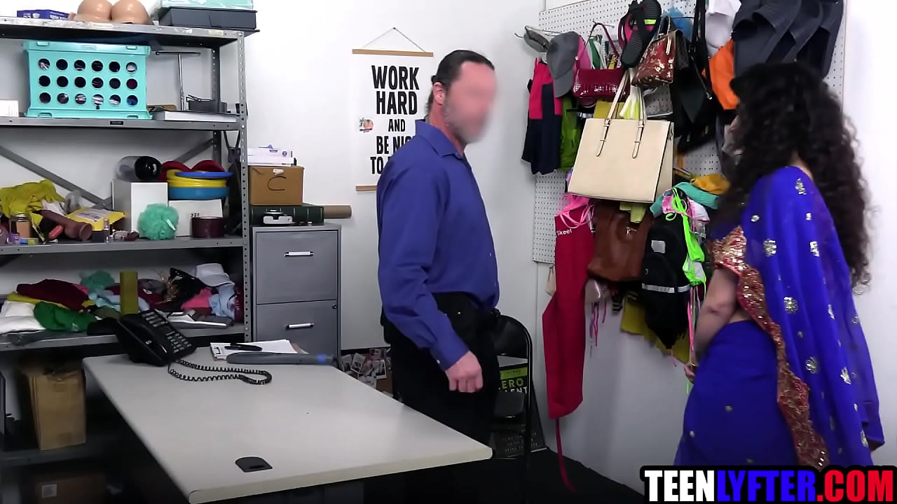 Desi Wife In Threesome Hard Rough Sex With Her Indian College Lovers