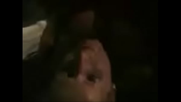 thumb horney milf