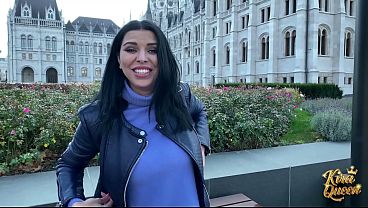 Russian Beauty Kira Queen Blows A Tourist Minutes After Meeting Him!