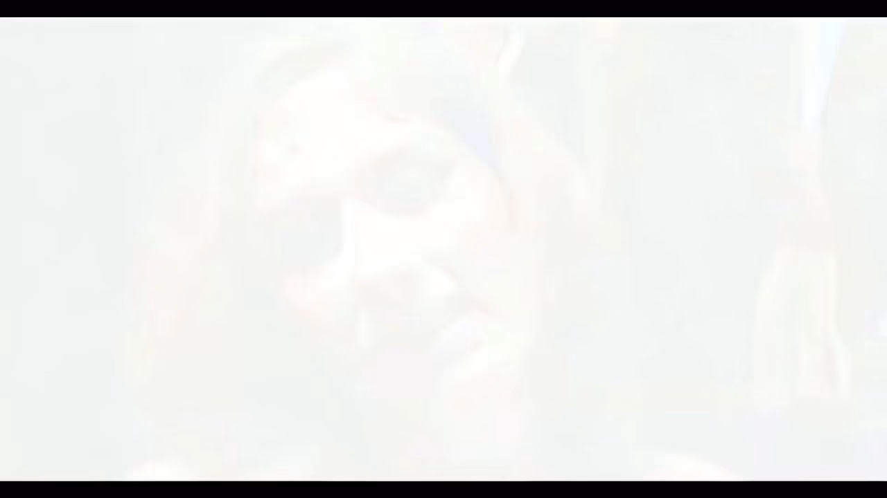 Milf outdoor threesome