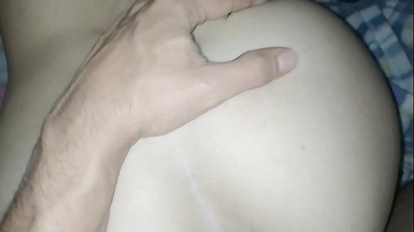 thumb lets himself be dominated