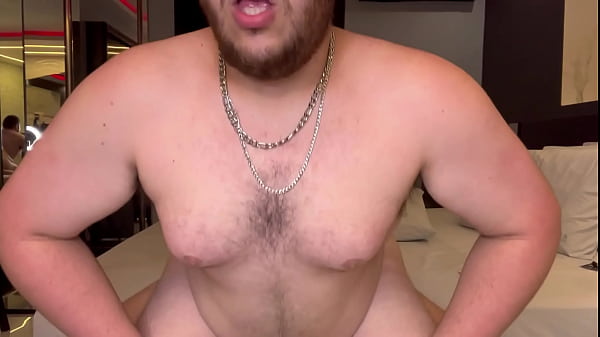 erick diaz comendo f&atilde; gordinho