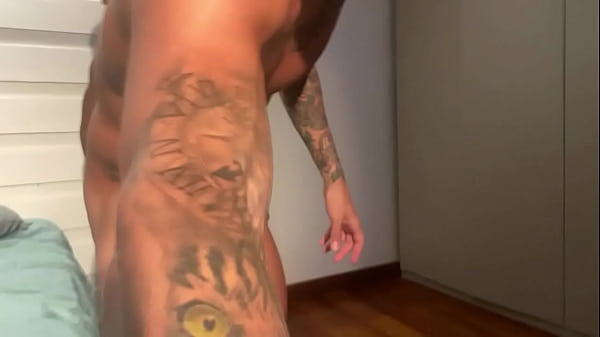 NEG&Atilde;O CARIOCA BRIGADEIR&Atilde;O GOZOU NA MINHA BOCA E...