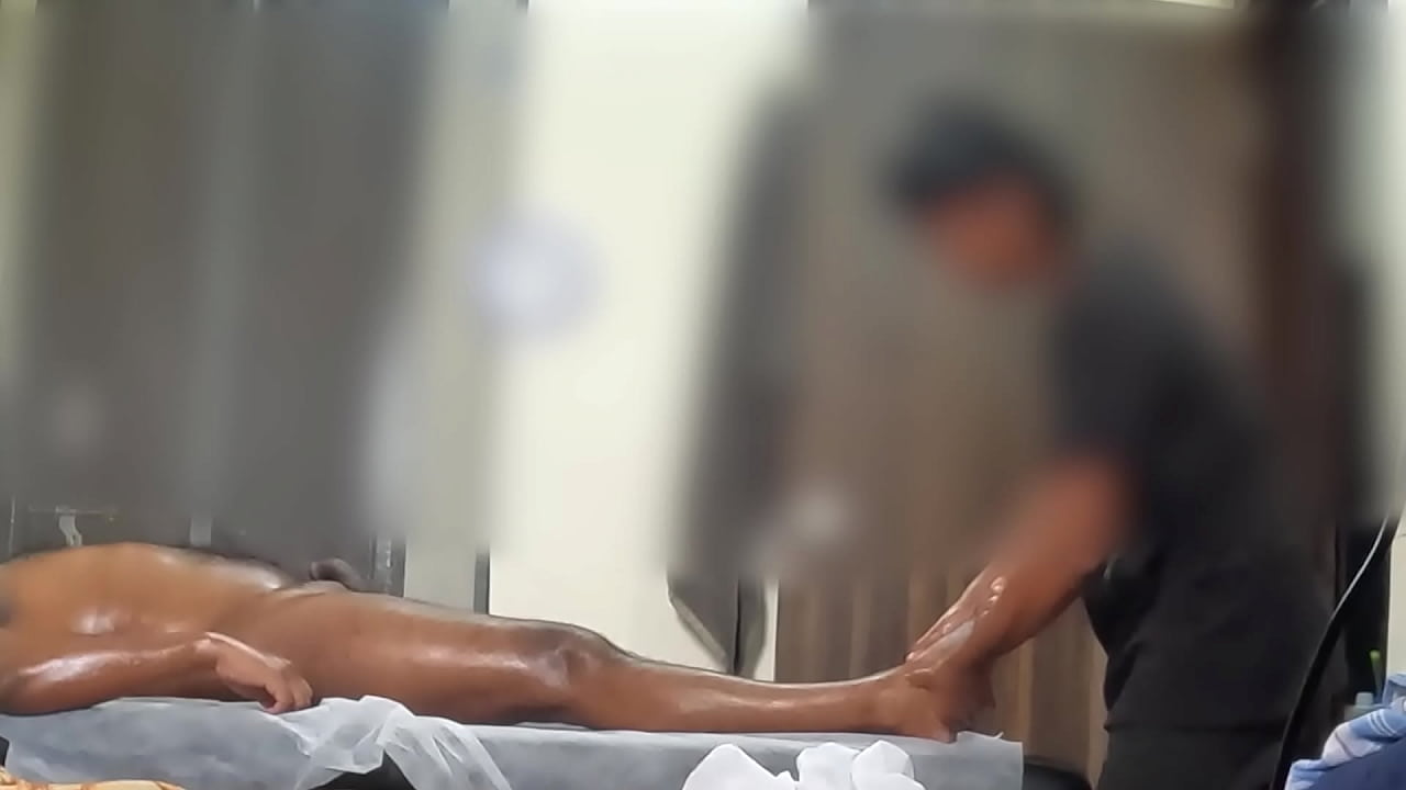 Masaje con final feliz
                    massage spa happyending muchos negros