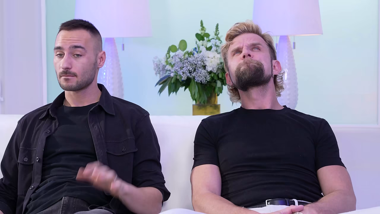 Powerful Redhead MILF Lauren Phillips Invites Guys Over For Intense DP Threesome GP3405