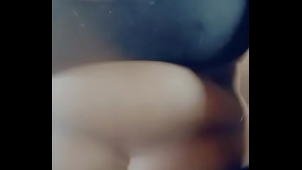 Bella16202 needs someone who can suck her