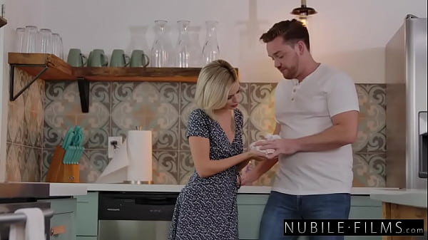 Kiara Cole "Your cooking was just too steamy" S37:E14