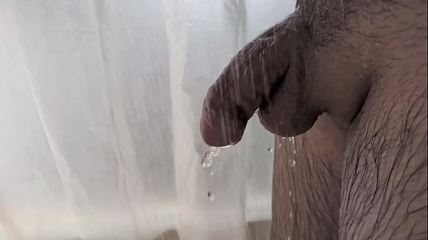 My dick taking a bath in slow motion