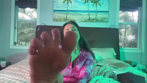 Like Feet? Watch me show mine and suck my toes.