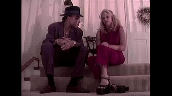 Blond whore loves licking and fucking