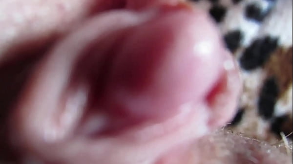 thumb big clit orgasm