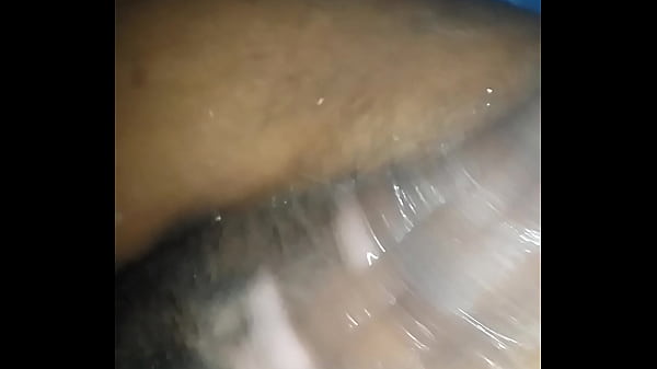 Black couple boyfriend eats girlfriend pussy until she squirt
