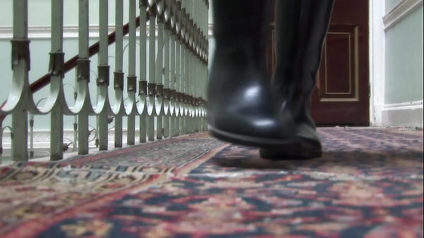 Cop Jordan Perry Is Fucked By Two Perps That Make Her Horny