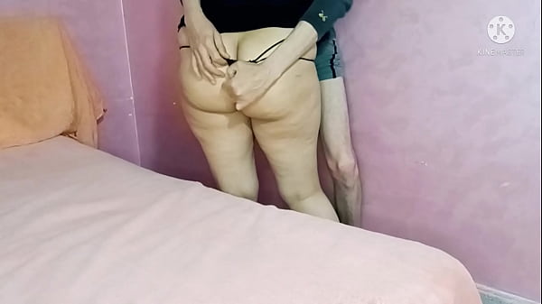 ARAB WIFE Doggystyle fucking&cum inside