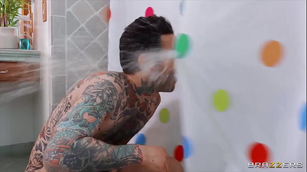 Splooge On Me & I'll Squirt You Back / Brazzers  / download full from https://zzfull.com/squi