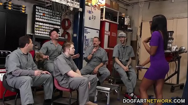 Download Video - Bellah Dahl Interracial Gangbang