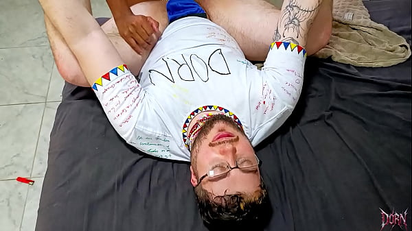 Finalmente h&aacute; paz entre os brats e os poetas to...