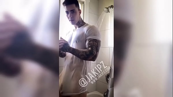Download Video - Jakipz Showing Off His Massive Cock In The Shower