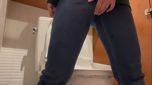 A college student who hasn't had sex with her long-distance boyfriend and can't help but masturbate in the store's bathroom.