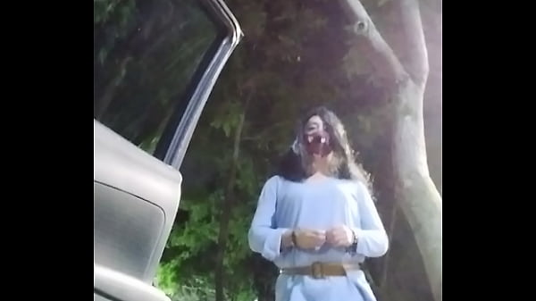 Alely tv sin inhibiciones exhibiéndose en la ca...