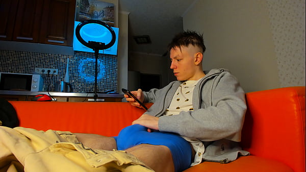 Download Video - Fresh 18yo Twink Begs Camera While Cumming