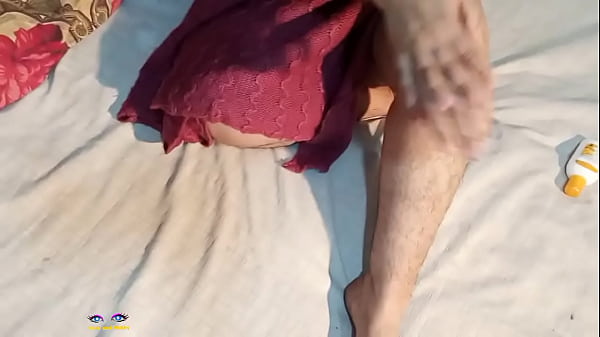 Indian milf with big boobs massaging her beautiful sexy body on bed