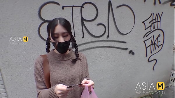 Download Video - ModelMedia Asia-Street Hunting-Tan Ying Ying-MDAG-0001-Best Original Asia Porn Video