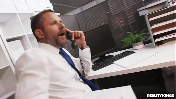 Fuckin' In The Boss's Office / Reality Kings  / download full from