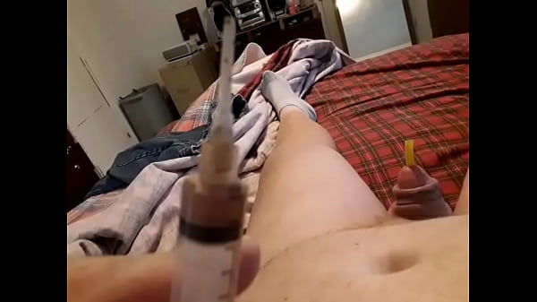 Download Video - pepper in pee hole