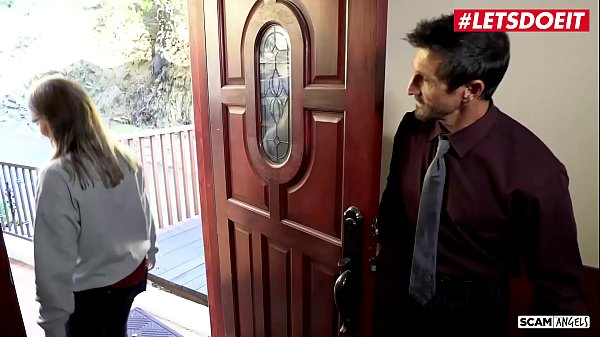 LETSDOEIT - Shows Us What You Got Boss! Nobody Will Know (Bunny Colby & Lacy Lennon)