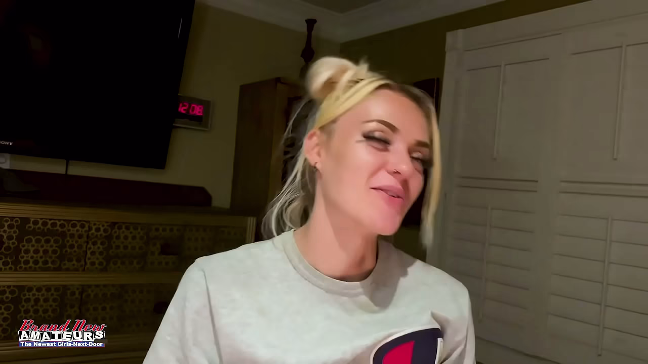 Petite Blonde Sassy Sloppy Deepthroat Then Wild Wet Pussy Pounding Fun!